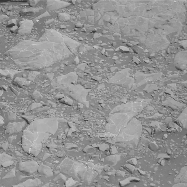 Sol 2166: Mast Camera (Mastcam)