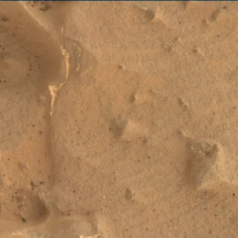 Sol 2166: Mars Hand Lens Imager (MAHLI)