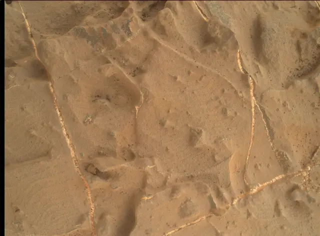 Sol 2166: Mars Hand Lens Imager (MAHLI)