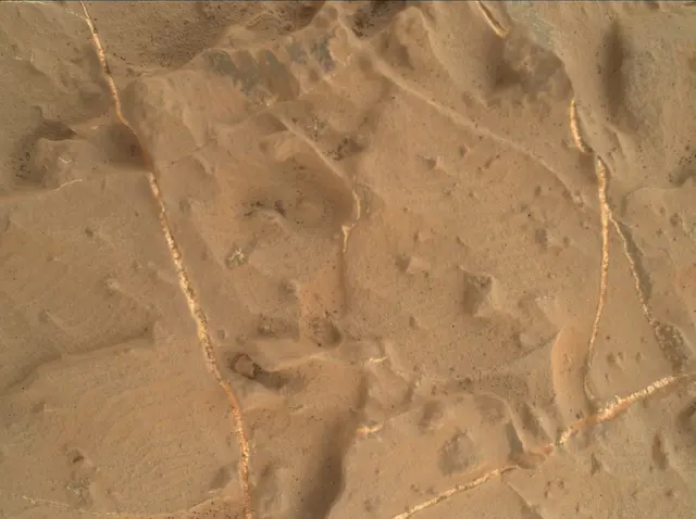 Sol 2166: Mars Hand Lens Imager (MAHLI)