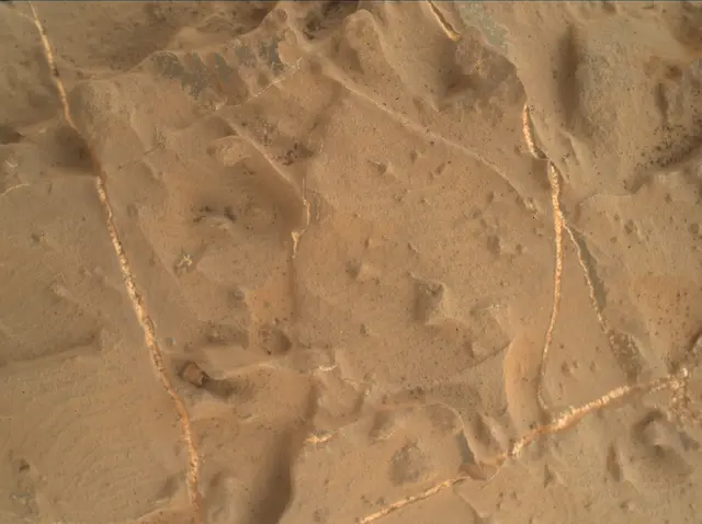 Sol 2166: Mars Hand Lens Imager (MAHLI)