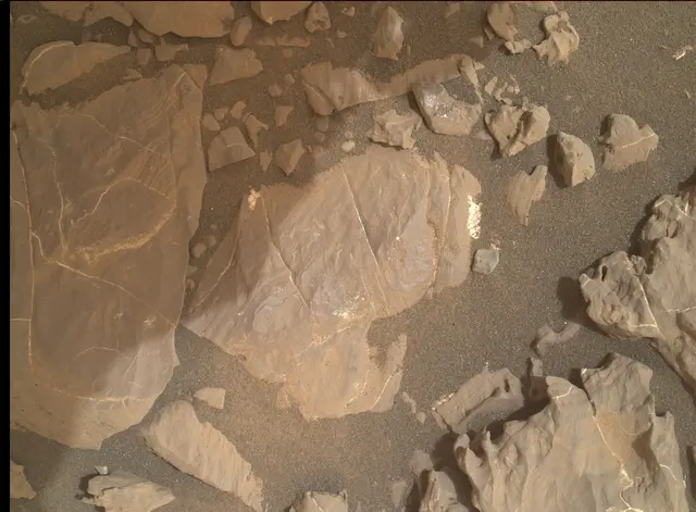 Sol 2166: Mars Hand Lens Imager (MAHLI)