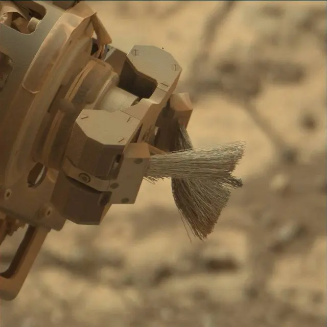 Sol 2168: Mast Camera (Mastcam)