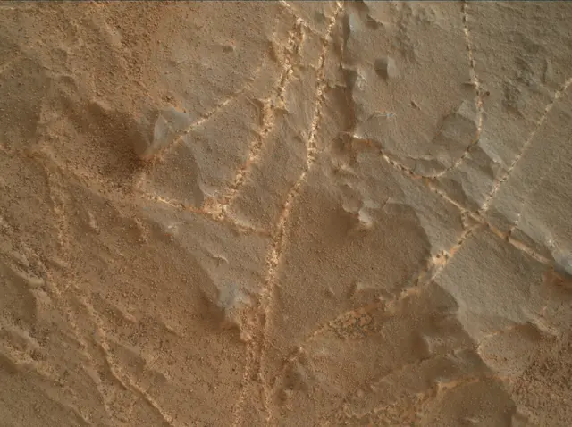 Sol 2168: Mars Hand Lens Imager (MAHLI)