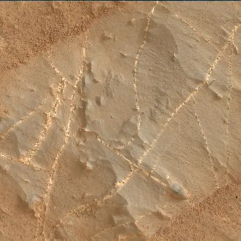 Sol 2168: Mars Hand Lens Imager (MAHLI)