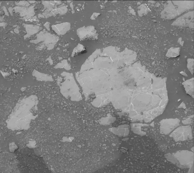 Sol 2169: Mast Camera (Mastcam)