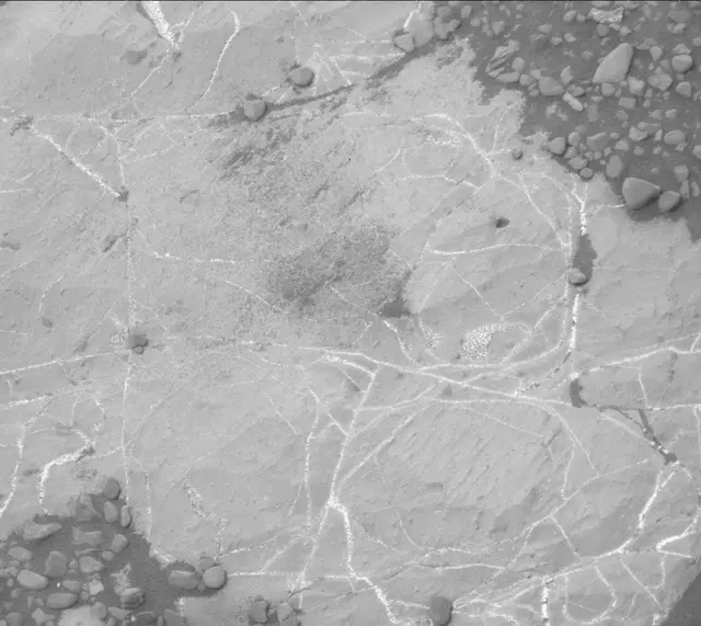 Sol 2169: Mast Camera (Mastcam)