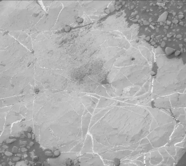 Sol 2169: Mast Camera (Mastcam)