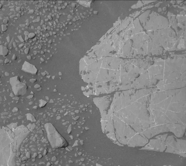 Sol 2169: Mast Camera (Mastcam)