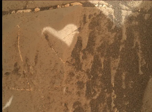 Sol 2170: Mars Hand Lens Imager (MAHLI)