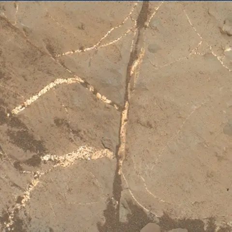 Sol 2170: Mars Hand Lens Imager (MAHLI)