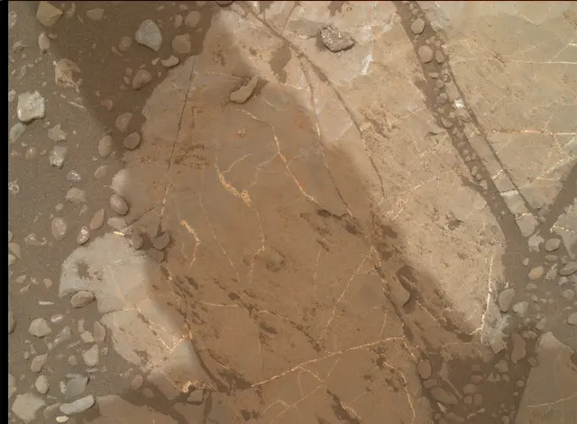 Sol 2170: Mars Hand Lens Imager (MAHLI)