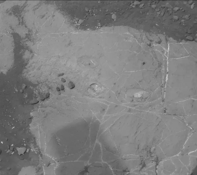 Sol 2171: Mast Camera (Mastcam)