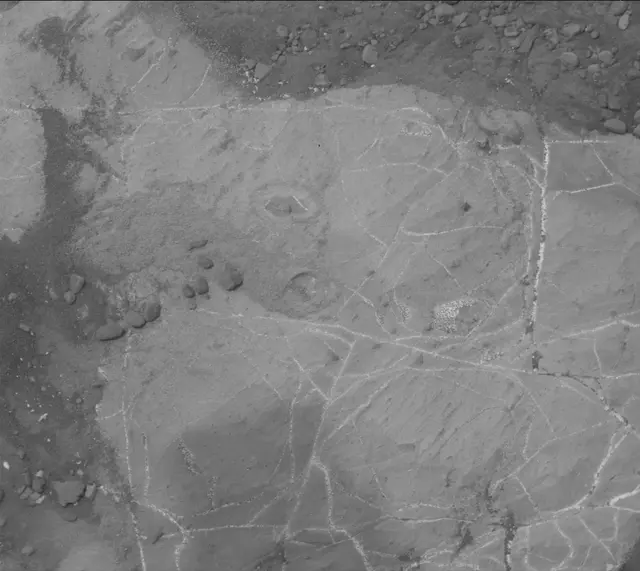 Sol 2171: Mast Camera (Mastcam)