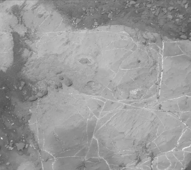 Sol 2171: Mast Camera (Mastcam)