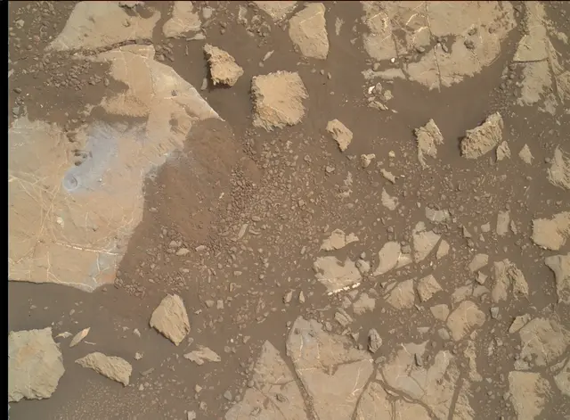 Sol 2172: Mars Hand Lens Imager (MAHLI)
