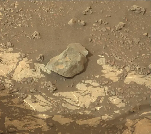 Sol 2173: Mast Camera (Mastcam)