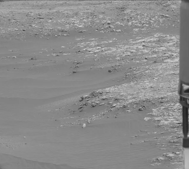 Sol 2216: Mast Camera (Mastcam)