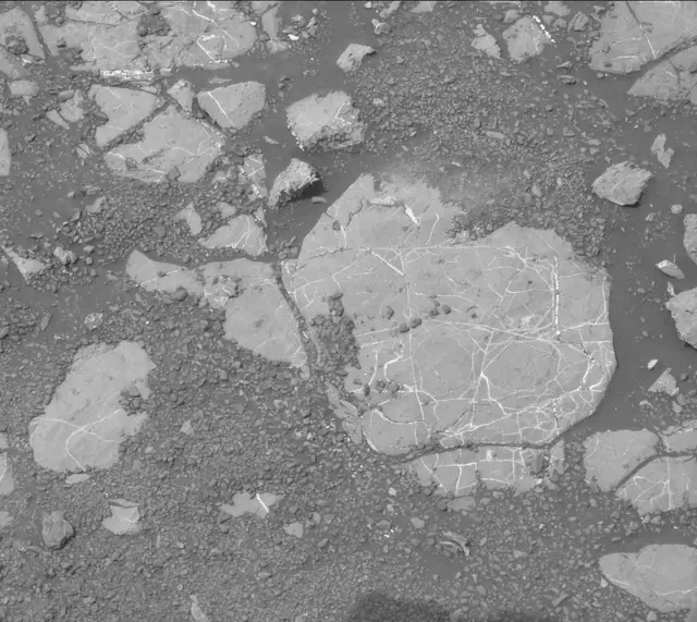 Sol 2217: Mast Camera (Mastcam)