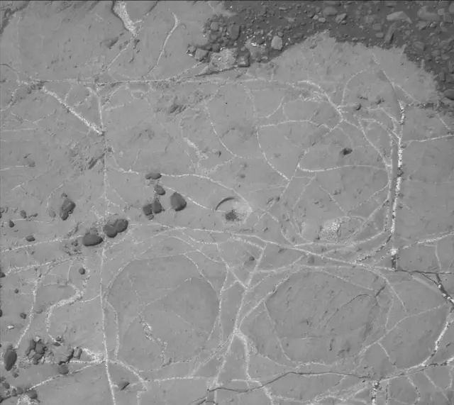 Sol 2217: Mast Camera (Mastcam)
