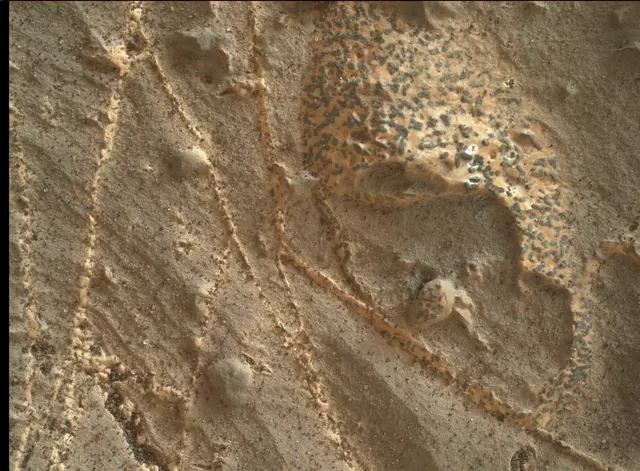 Sol 2217: Mars Hand Lens Imager (MAHLI)