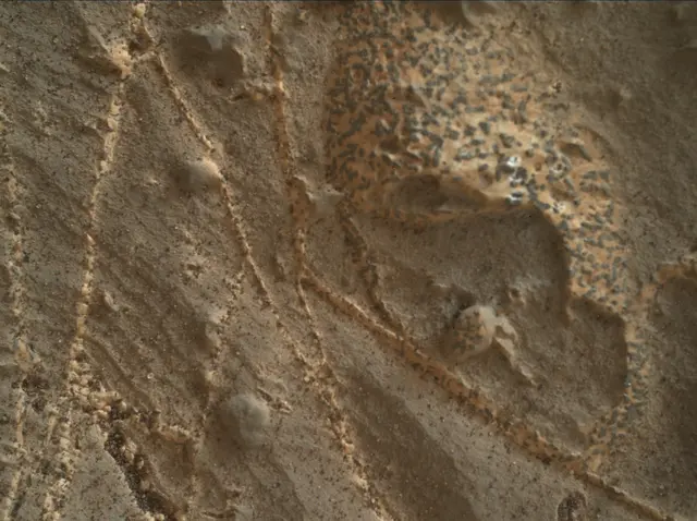 Sol 2217: Mars Hand Lens Imager (MAHLI)