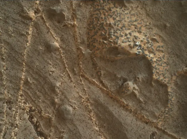 Sol 2217: Mars Hand Lens Imager (MAHLI)