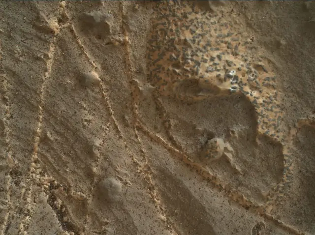 Sol 2217: Mars Hand Lens Imager (MAHLI)