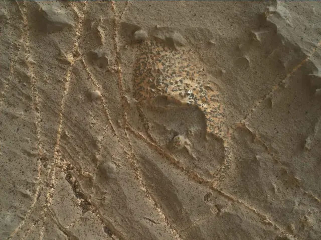 Sol 2217: Mars Hand Lens Imager (MAHLI)