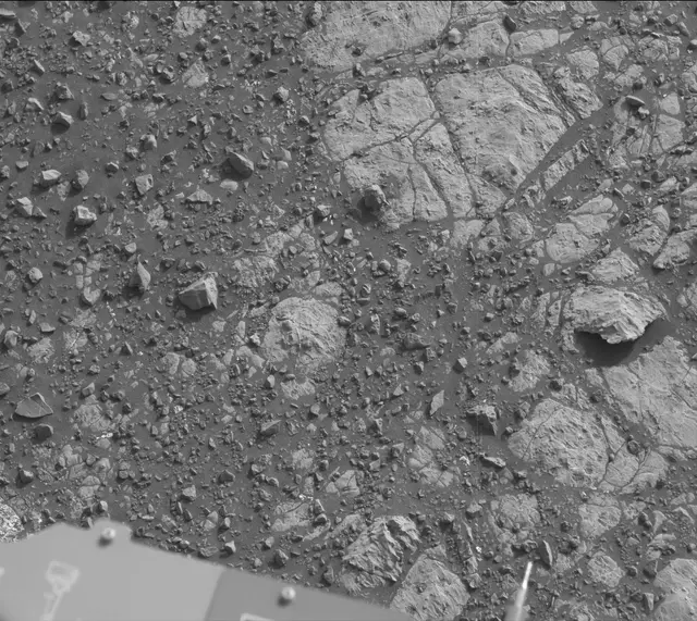 Sol 2218: Mast Camera (Mastcam)