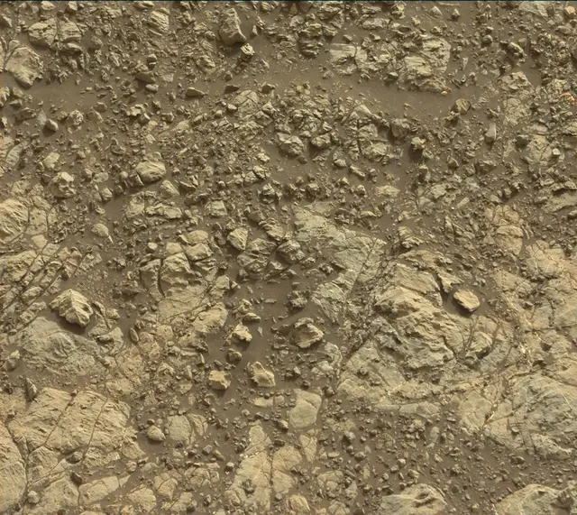 Sol 2218: Mast Camera (Mastcam)