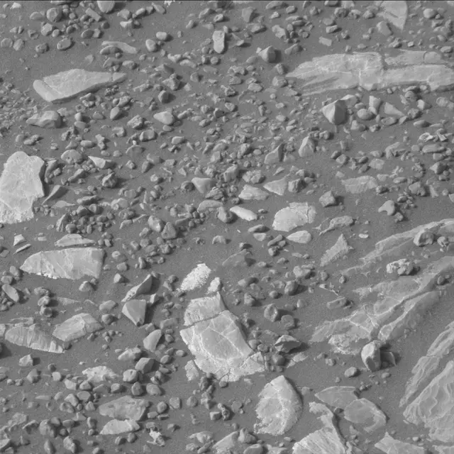 Sol 2218: Mast Camera (Mastcam)