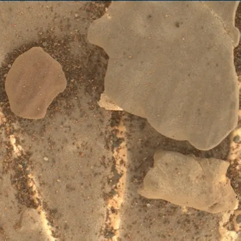 Sol 2218: Mars Hand Lens Imager (MAHLI)