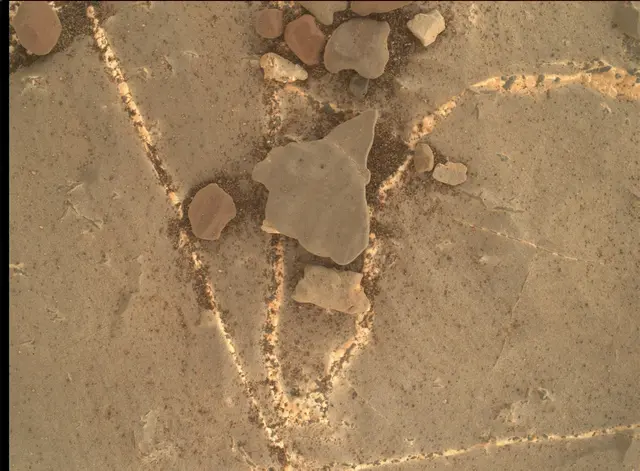 Sol 2218: Mars Hand Lens Imager (MAHLI)