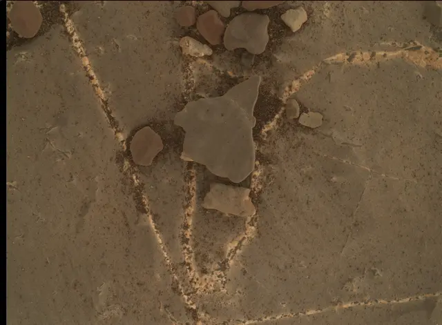 Sol 2218: Mars Hand Lens Imager (MAHLI)