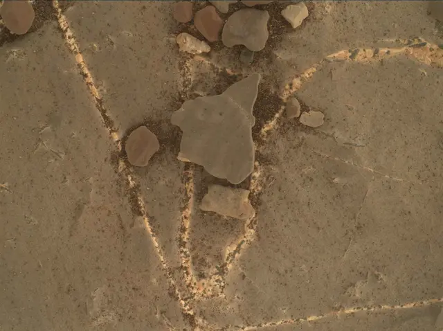 Sol 2218: Mars Hand Lens Imager (MAHLI)