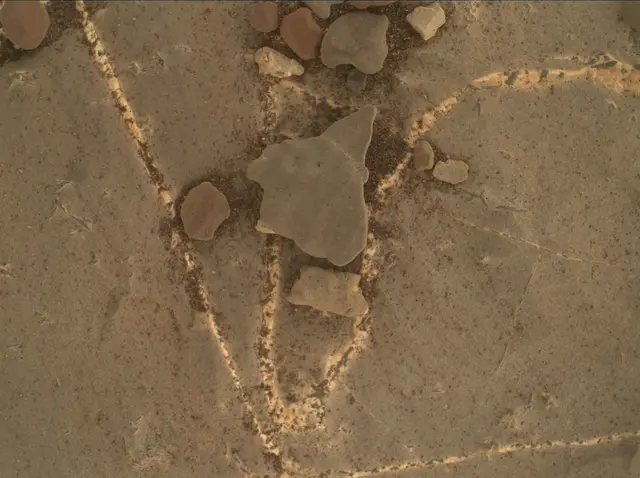 Sol 2218: Mars Hand Lens Imager (MAHLI)