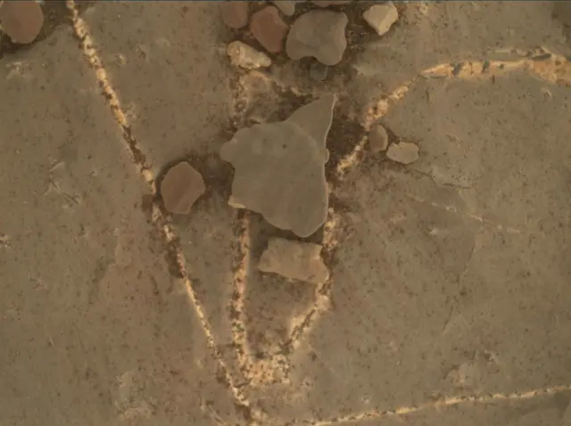 Sol 2218: Mars Hand Lens Imager (MAHLI)