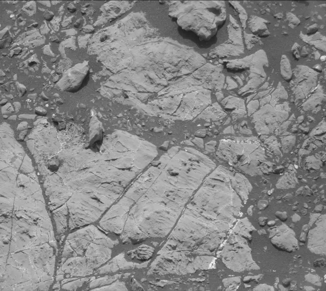 Sol 2219: Mast Camera (Mastcam)