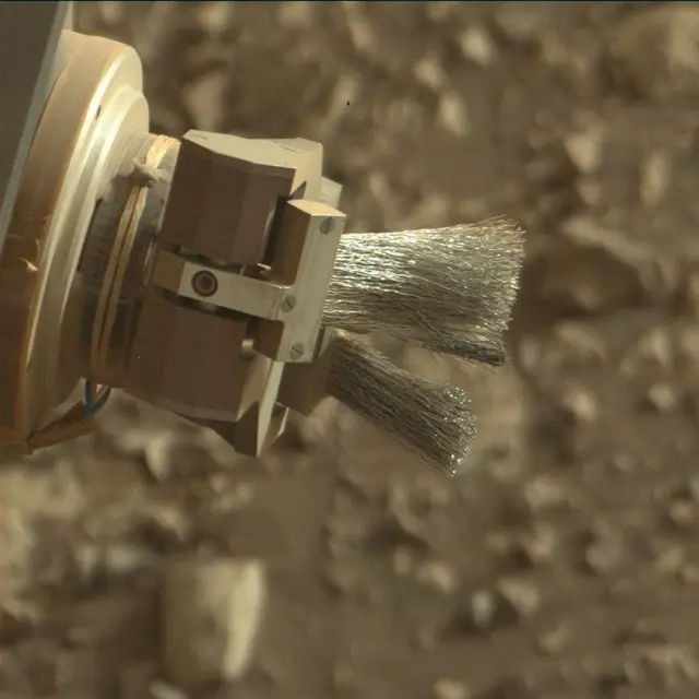 Sol 2220: Mast Camera (Mastcam)