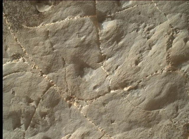 Sol 2220: Mars Hand Lens Imager (MAHLI)