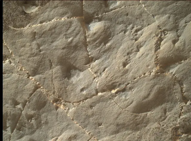 Sol 2220: Mars Hand Lens Imager (MAHLI)