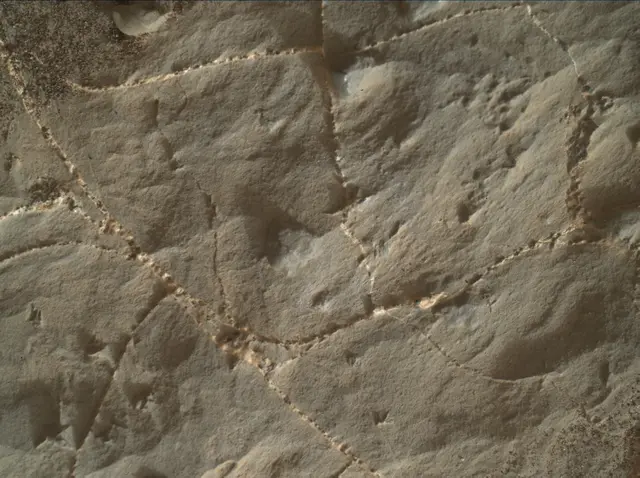 Sol 2220: Mars Hand Lens Imager (MAHLI)
