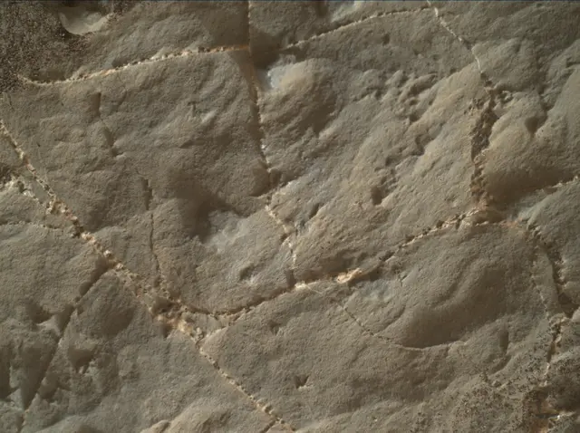 Sol 2220: Mars Hand Lens Imager (MAHLI)