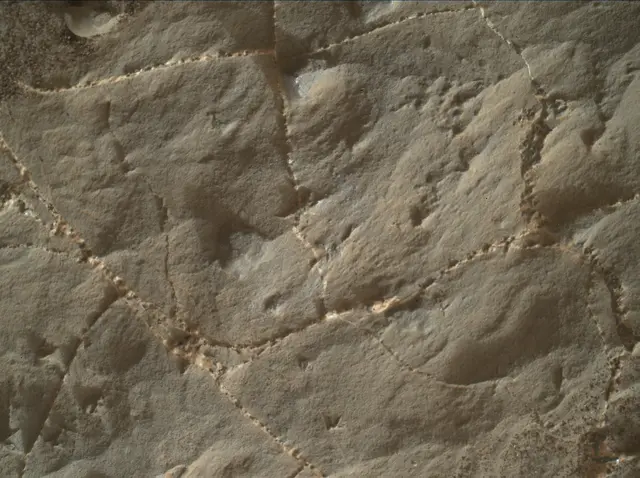 Sol 2220: Mars Hand Lens Imager (MAHLI)