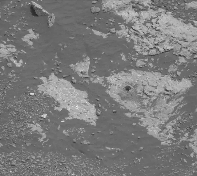 Sol 2225: Mast Camera (Mastcam)
