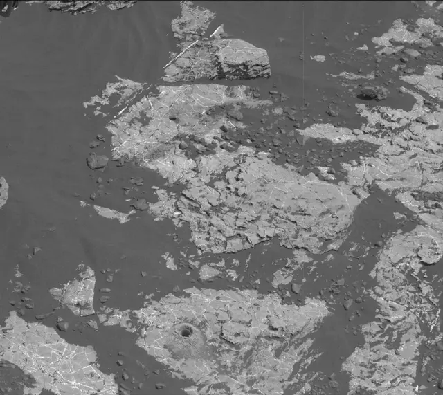 Sol 2225: Mast Camera (Mastcam)