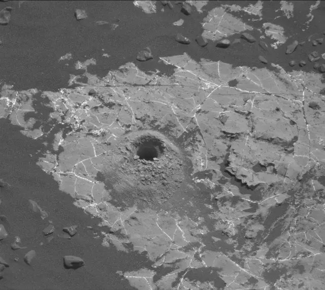 Sol 2225: Mast Camera (Mastcam)