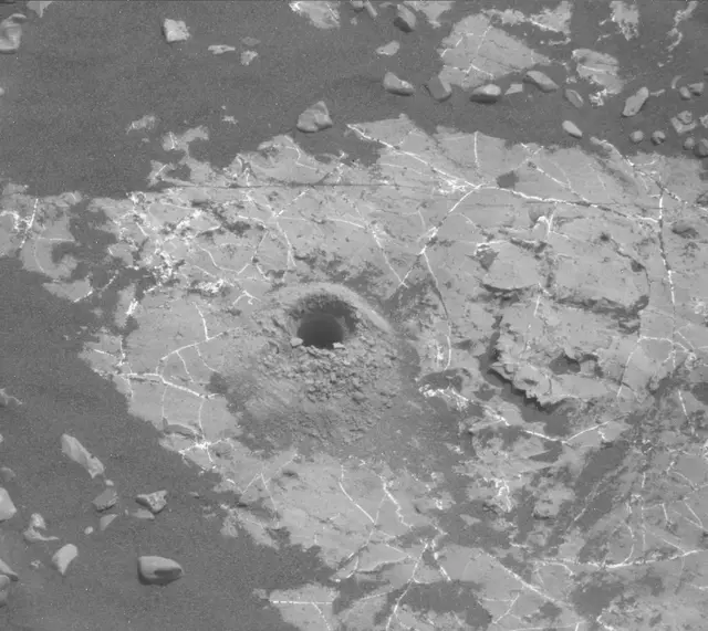 Sol 2225: Mast Camera (Mastcam)