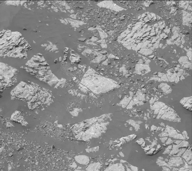 Sol 2229: Mast Camera (Mastcam)